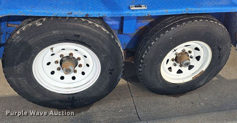 image for item IO9848 2016 Bwise Manufacturing dump trailer