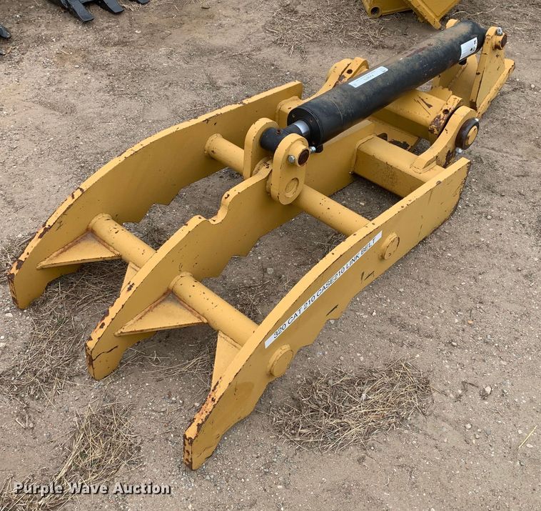 image for item KX9879 Excavator hydraulic thumb 