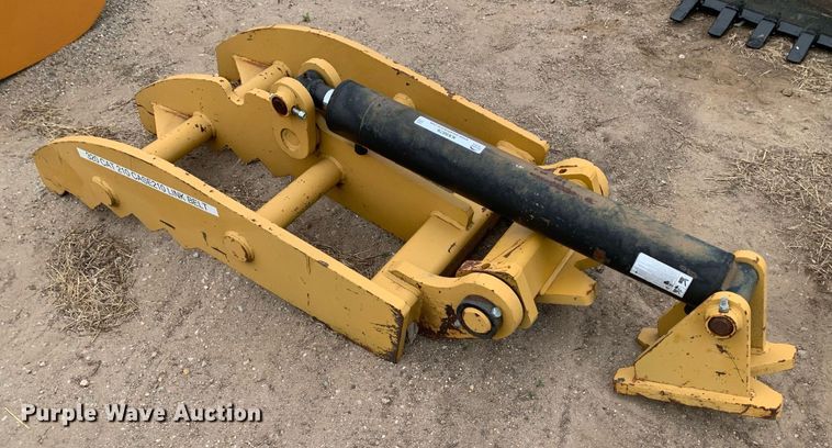 image for item KX9879 Excavator hydraulic thumb 