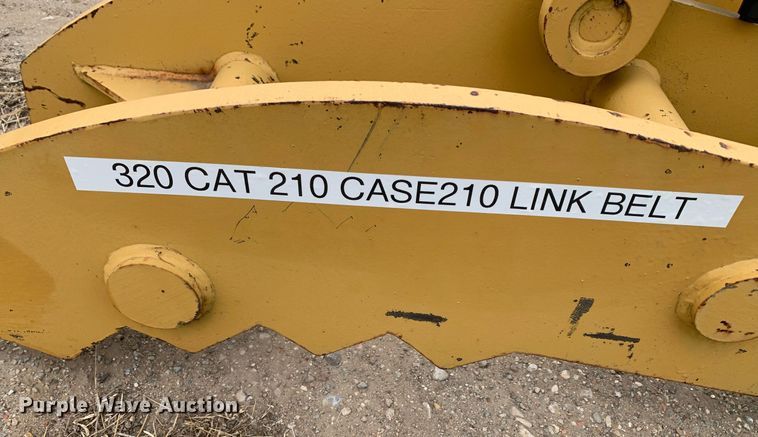 image for item KX9879 Excavator hydraulic thumb 