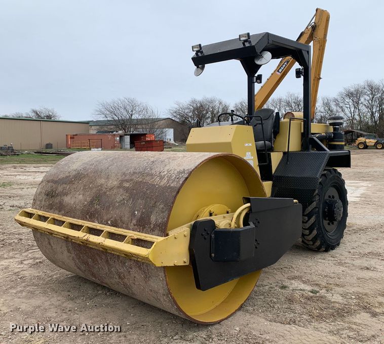 image for item KX9885 1971 Raygo Rustler single drum vibratory roller