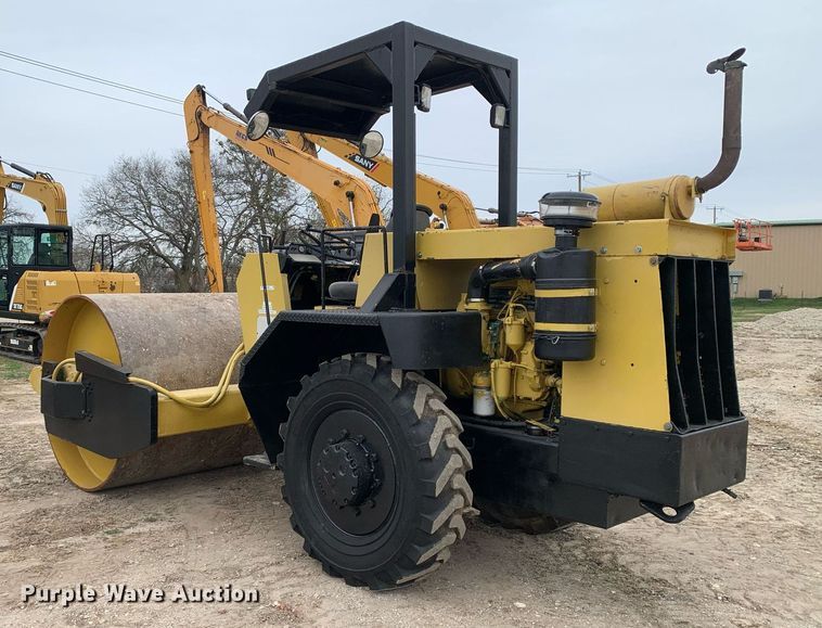 image for item KX9885 1971 Raygo Rustler single drum vibratory roller