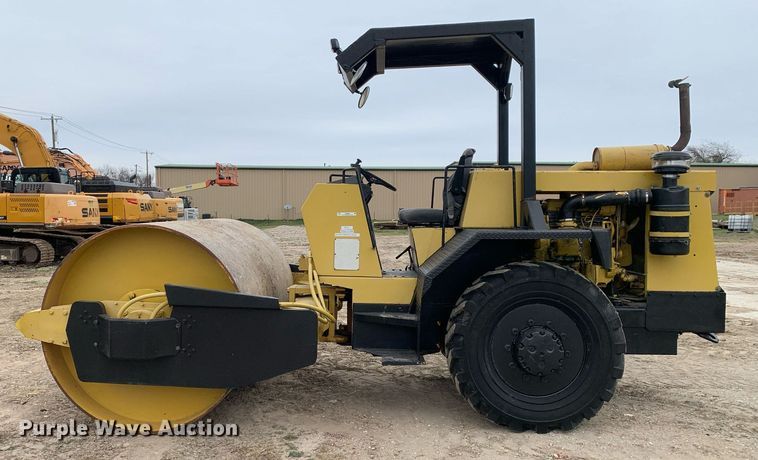 image for item KX9885 1971 Raygo Rustler single drum vibratory roller