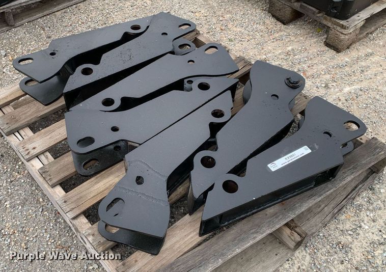 image for item KX9891 (6) bucket fork braces