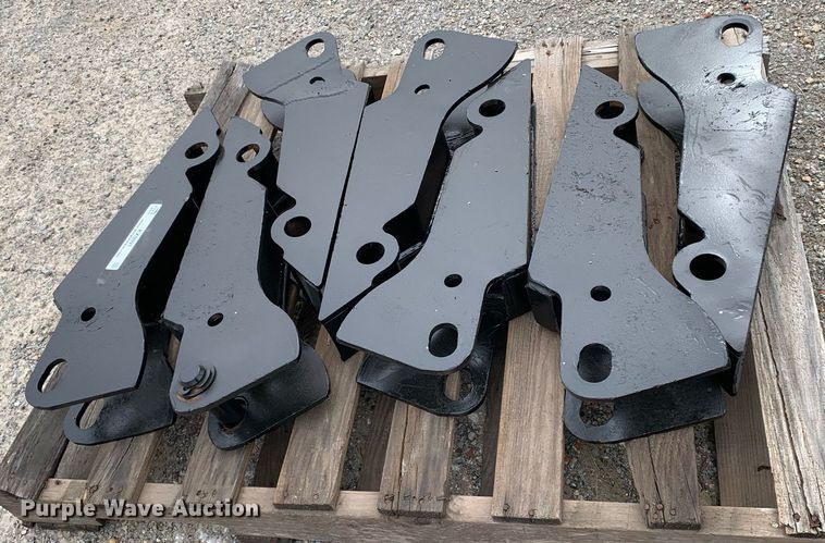 image for item KX9891 (6) bucket fork braces