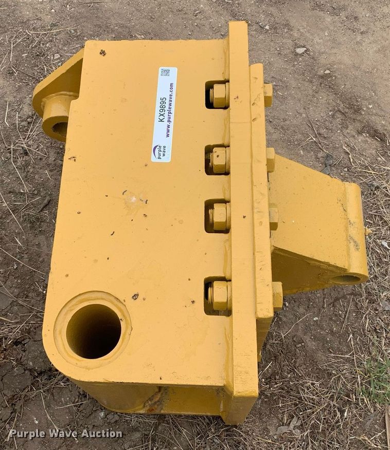 image for item KX9895 Caterpillar excavator quick coupler