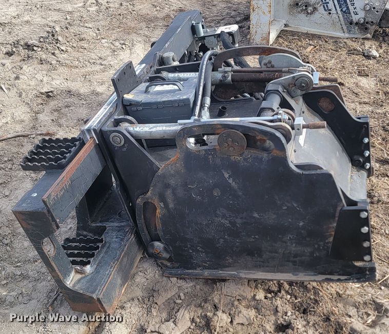 image for item LA9731 Caterpillar PC204 skid steer cold planer