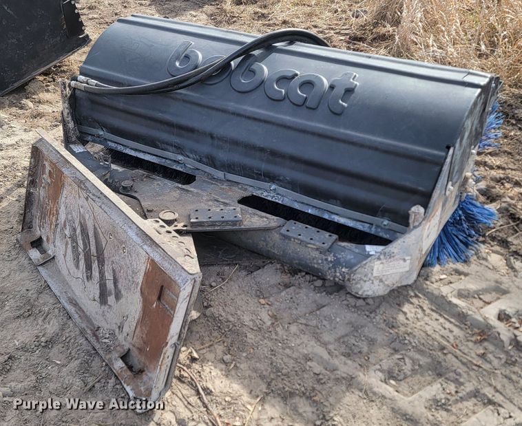 image for item LA9732 Bobcat  72