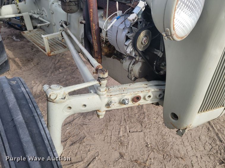 image for item LA9733 Ford 9N tractor