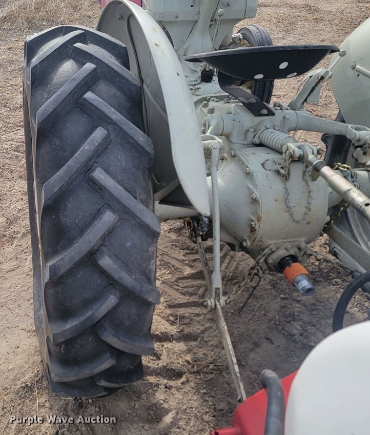 image for item LA9733 Ford 9N tractor