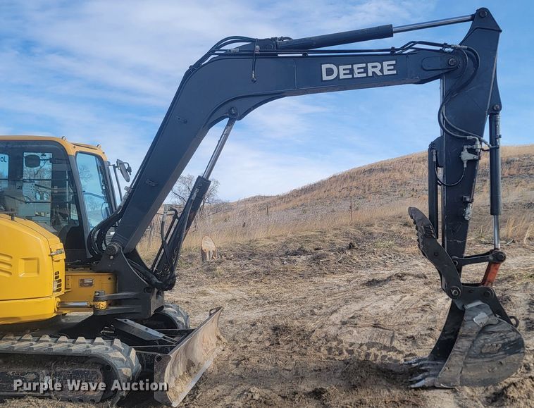 image for item LA9734 2014 John Deere  85G mini excavator