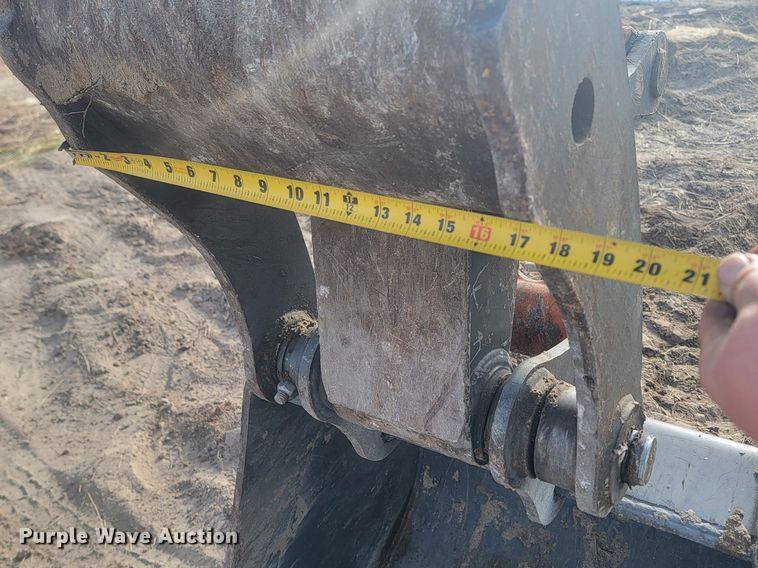 image for item LA9734 2014 John Deere  85G mini excavator