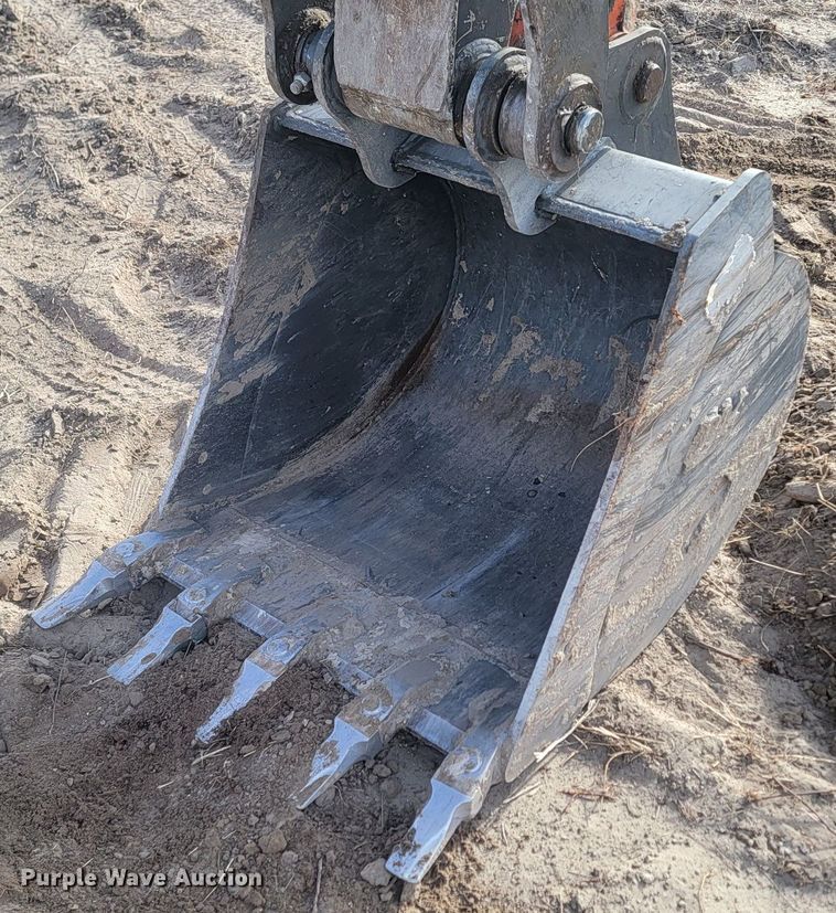 image for item LA9734 2014 John Deere  85G mini excavator