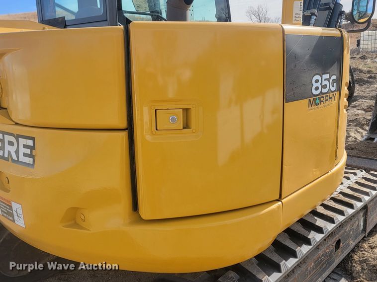 image for item LA9734 2014 John Deere  85G mini excavator