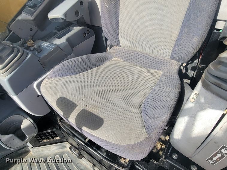 image for item LA9734 2014 John Deere  85G mini excavator