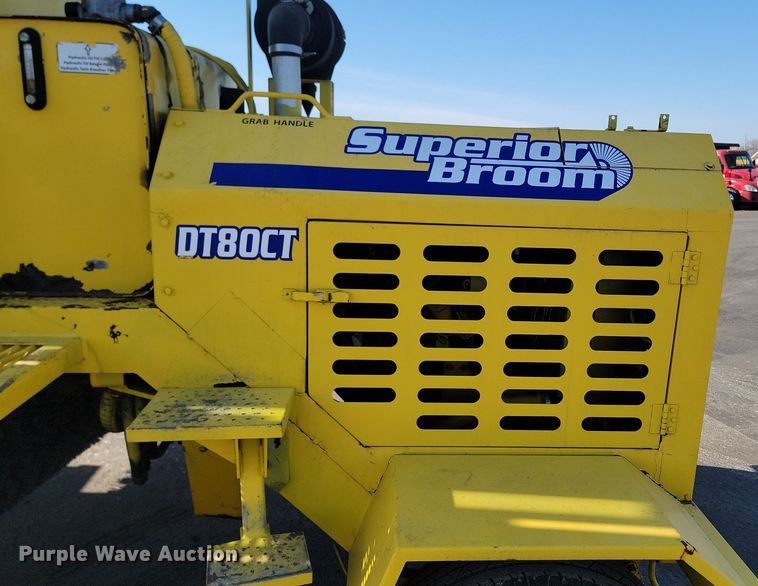 image for item LA9750 Superior Broom DT80CT broom