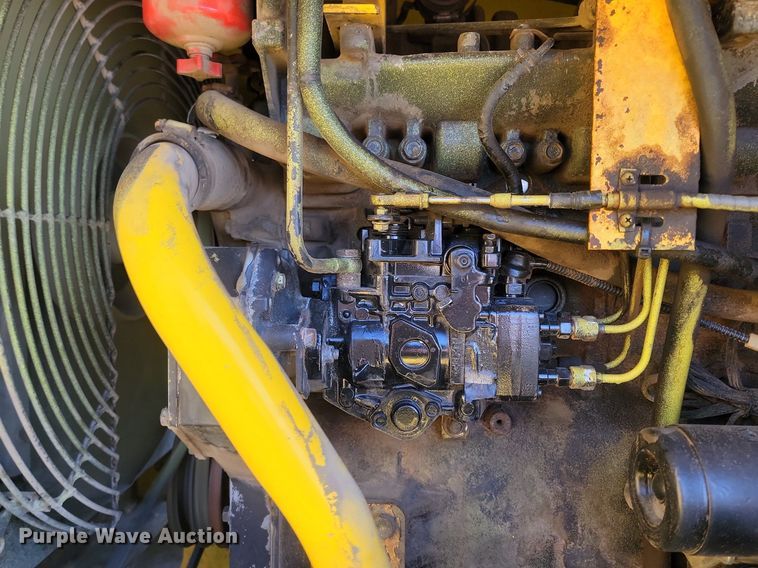 image for item LA9750 Superior Broom DT80CT broom