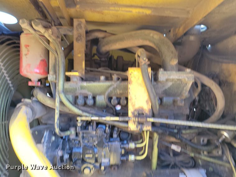 image for item LA9750 Superior Broom DT80CT broom