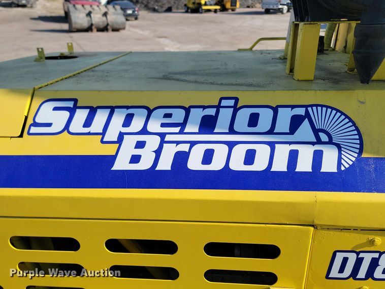 image for item LA9750 Superior Broom DT80CT broom