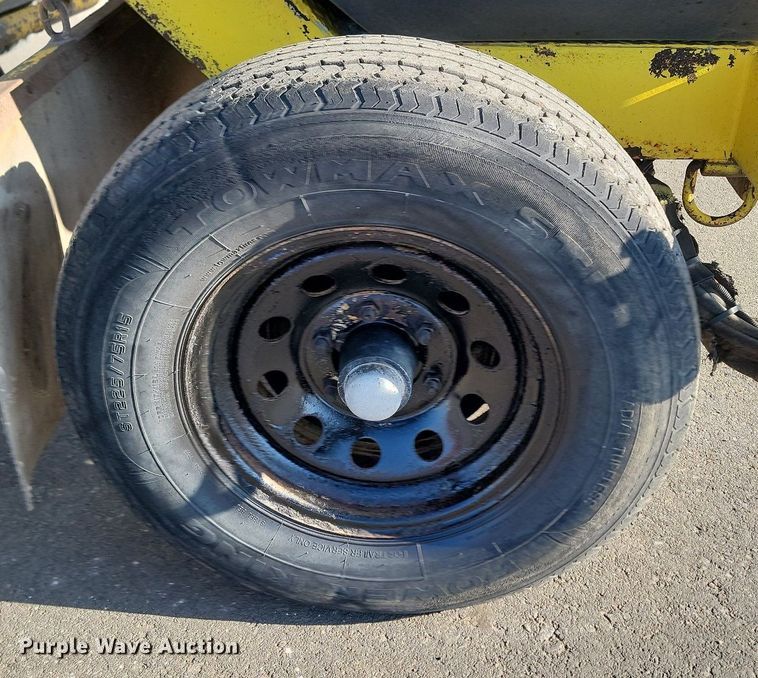 image for item LA9750 Superior Broom DT80CT broom