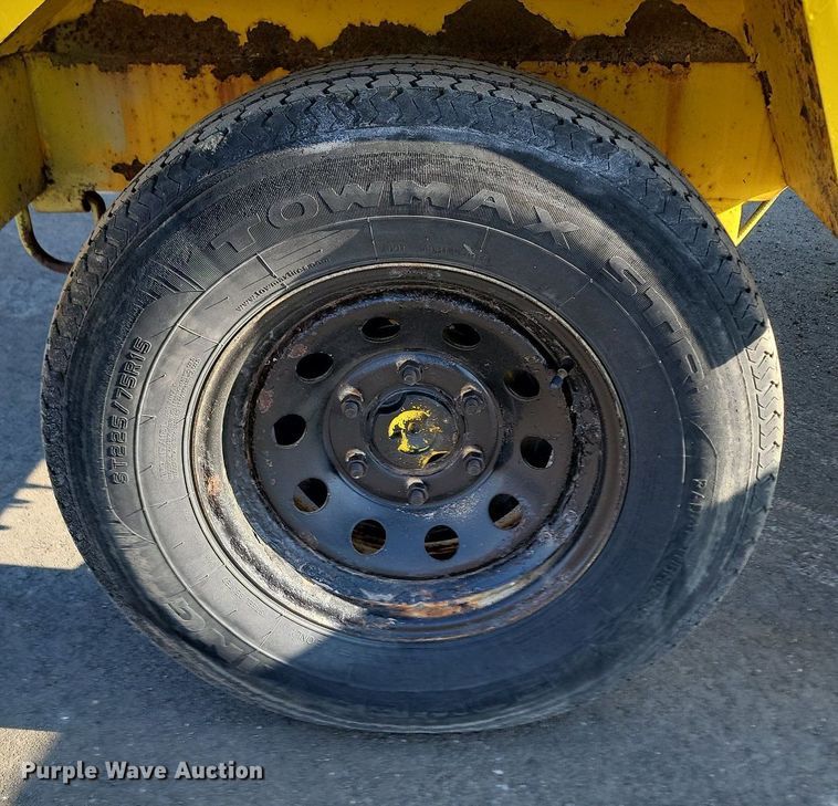 image for item LA9750 Superior Broom DT80CT broom