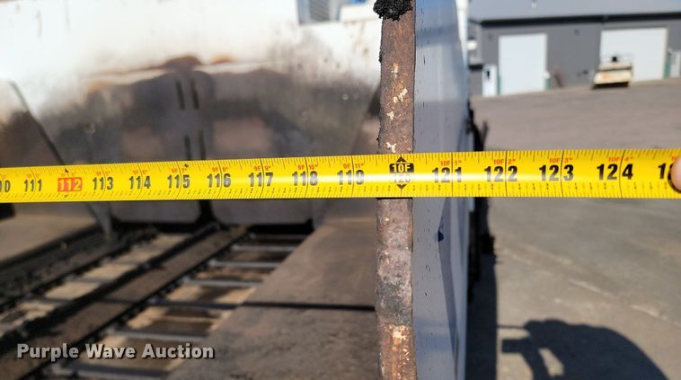 image for item LA9751 Roadtec RP190 paver