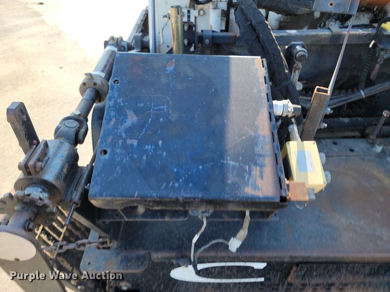 image for item LA9751 Roadtec RP190 paver