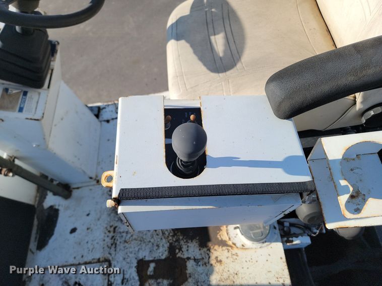 image for item LA9751 Roadtec RP190 paver