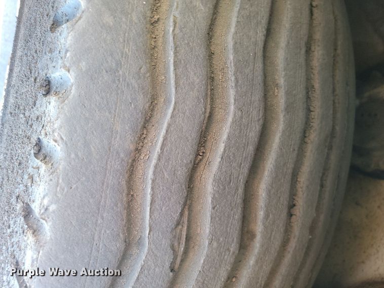 image for item LA9751 Roadtec RP190 paver