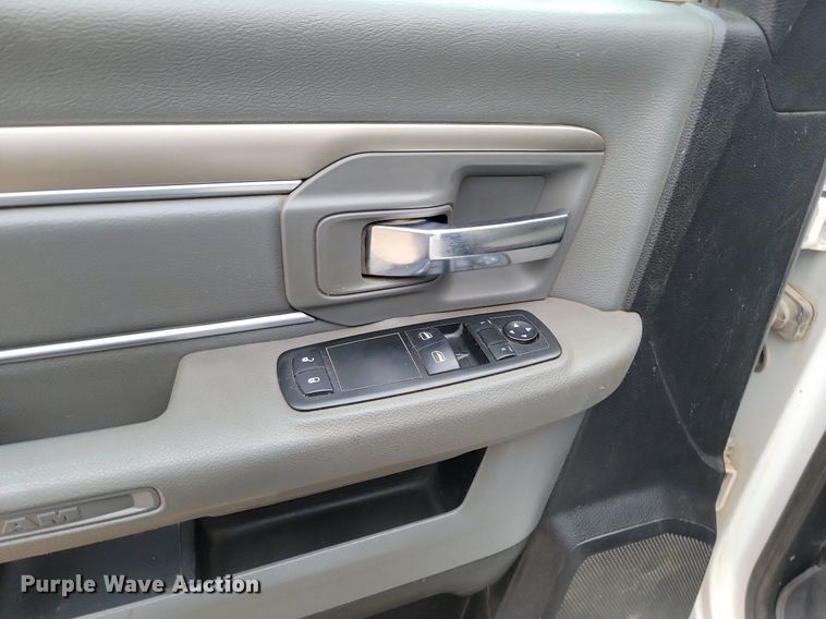 image for item LA9756 2014 Dodge  Ram 2500 pickup truck