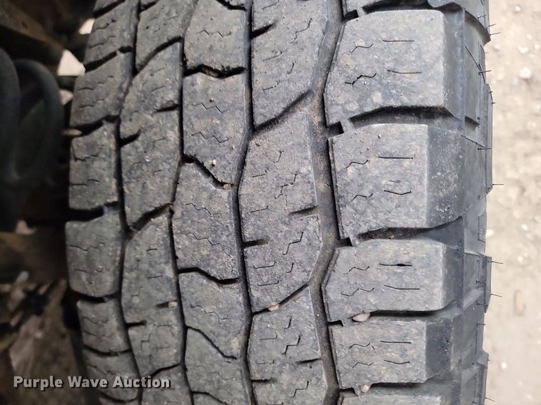 image for item LA9756 2014 Dodge  Ram 2500 pickup truck