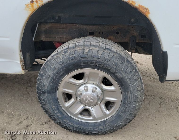 image for item LA9756 2014 Dodge  Ram 2500 pickup truck