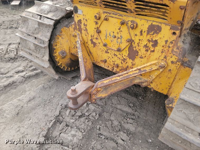 image for item LA9759 1971 Caterpillar  D6C dozer