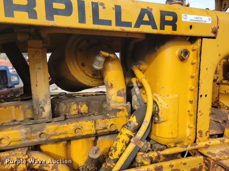 image for item LA9759 1971 Caterpillar  D6C dozer