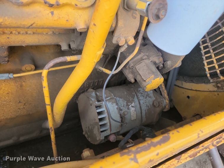 image for item LA9759 1971 Caterpillar  D6C dozer