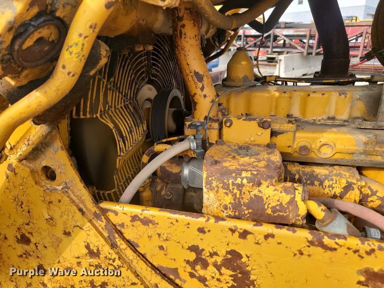 image for item LA9759 1971 Caterpillar  D6C dozer