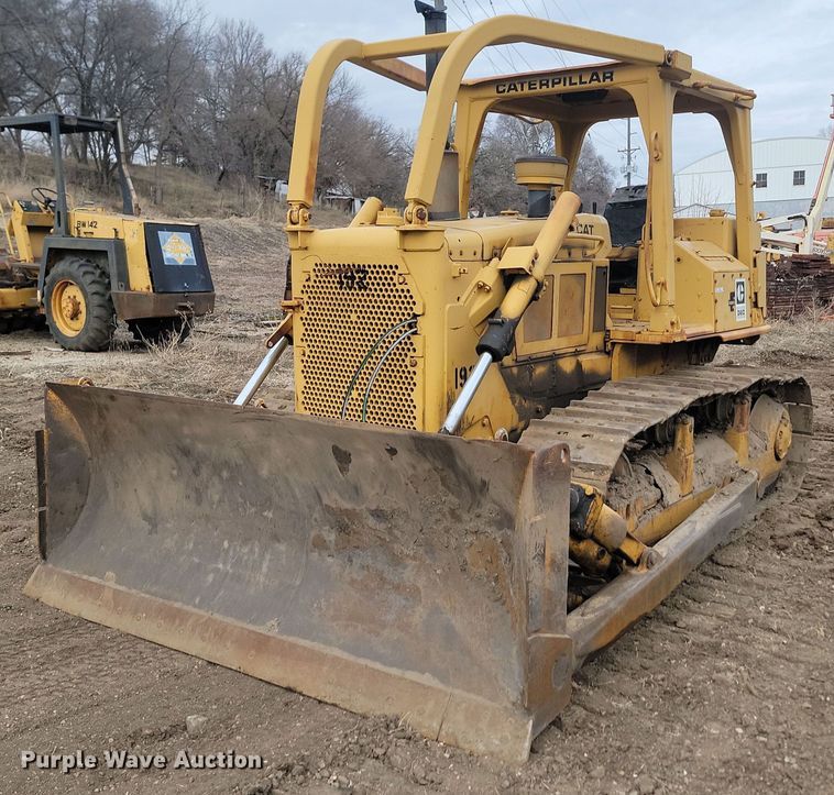 image for item LA9760 1984 Caterpillar  D6D dozer