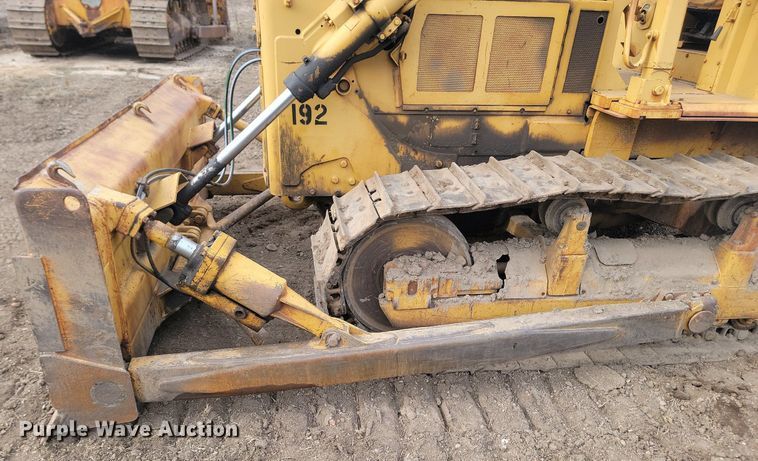 image for item LA9760 1984 Caterpillar  D6D dozer