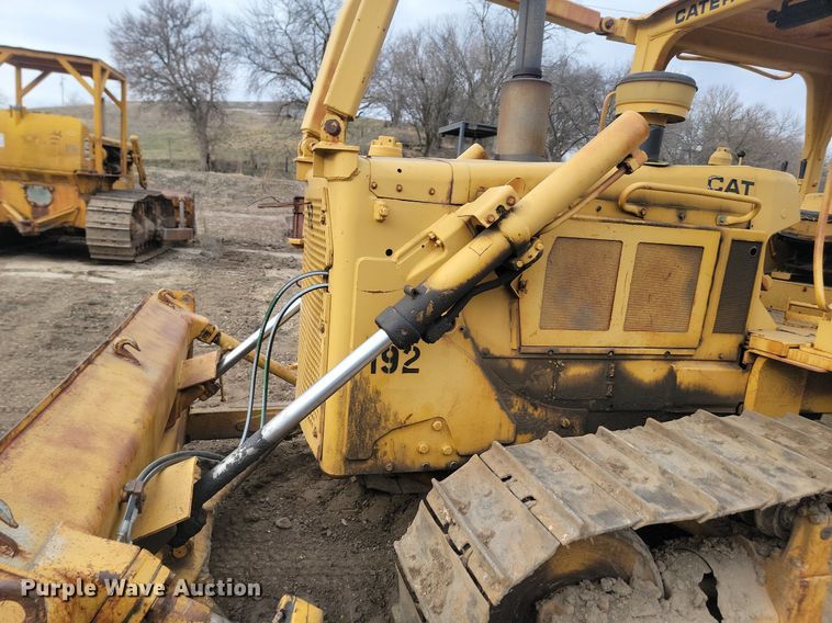 image for item LA9760 1984 Caterpillar  D6D dozer