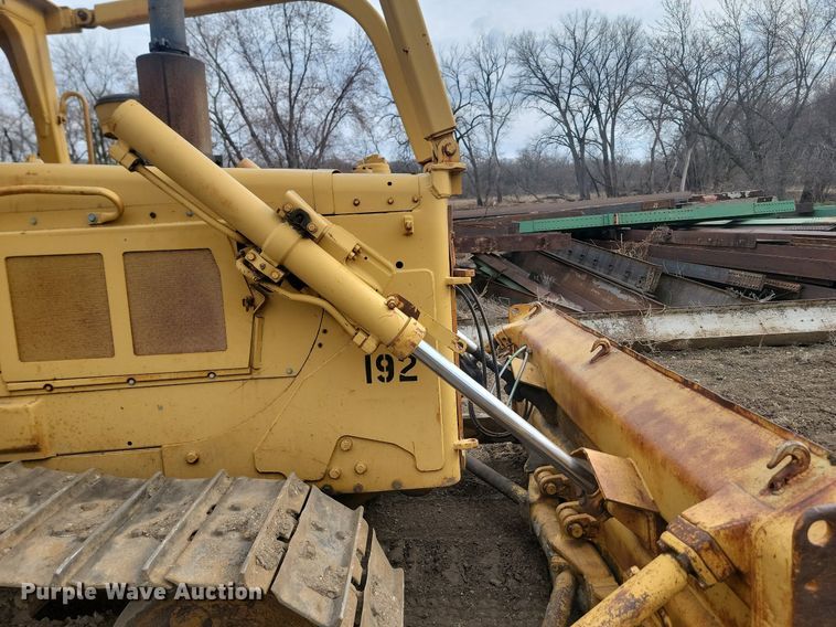 image for item LA9760 1984 Caterpillar  D6D dozer