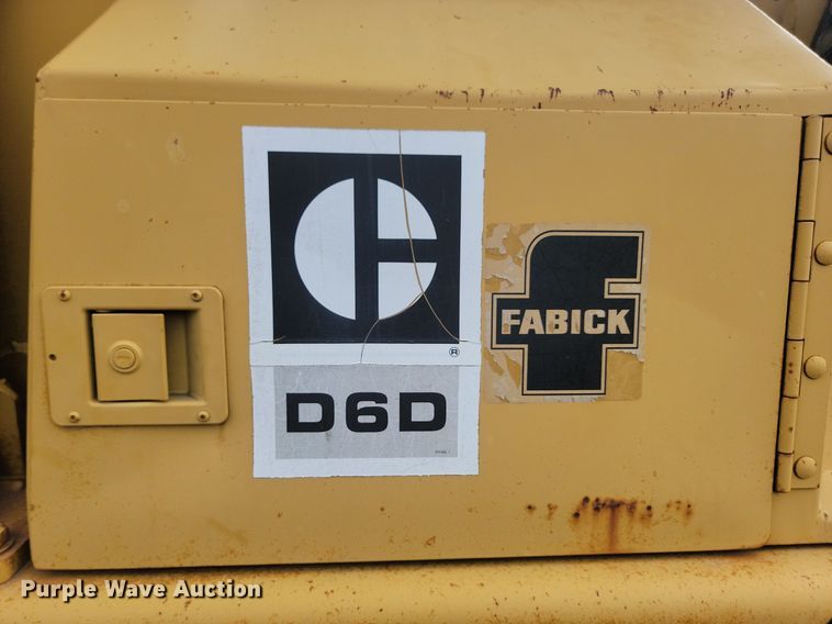 image for item LA9760 1984 Caterpillar  D6D dozer