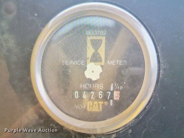 image for item LA9760 1984 Caterpillar  D6D dozer