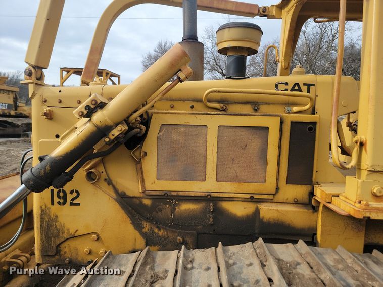 image for item LA9760 1984 Caterpillar  D6D dozer