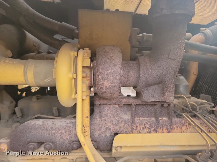 image for item LA9760 1984 Caterpillar  D6D dozer
