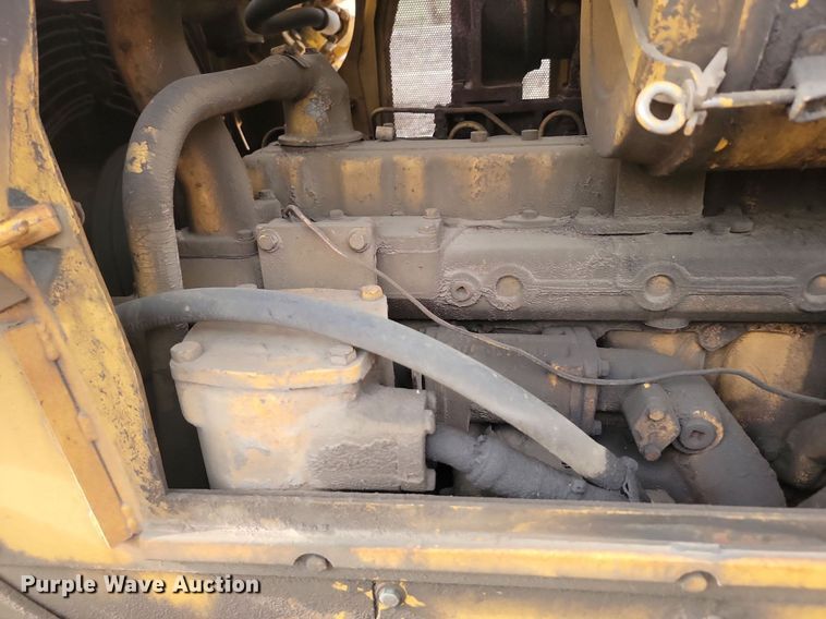 image for item LA9760 1984 Caterpillar  D6D dozer