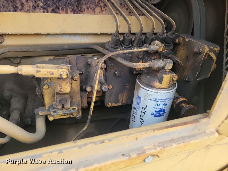 image for item LA9760 1984 Caterpillar  D6D dozer