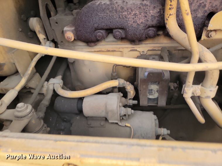 image for item LA9760 1984 Caterpillar  D6D dozer