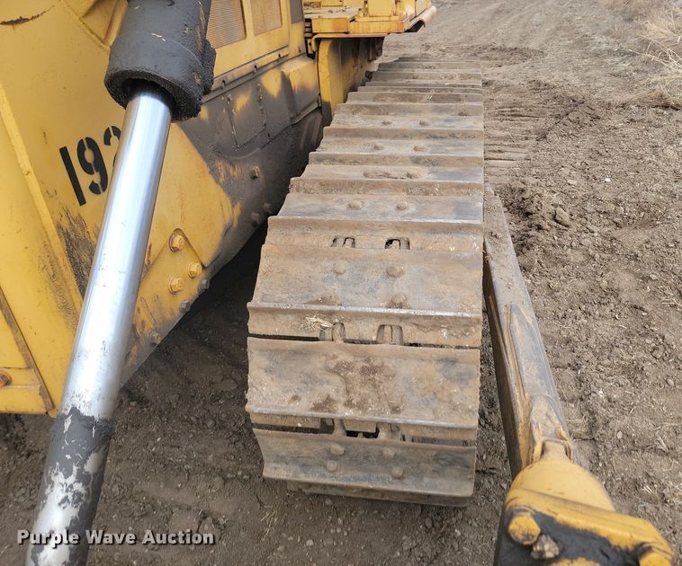 image for item LA9760 1984 Caterpillar  D6D dozer