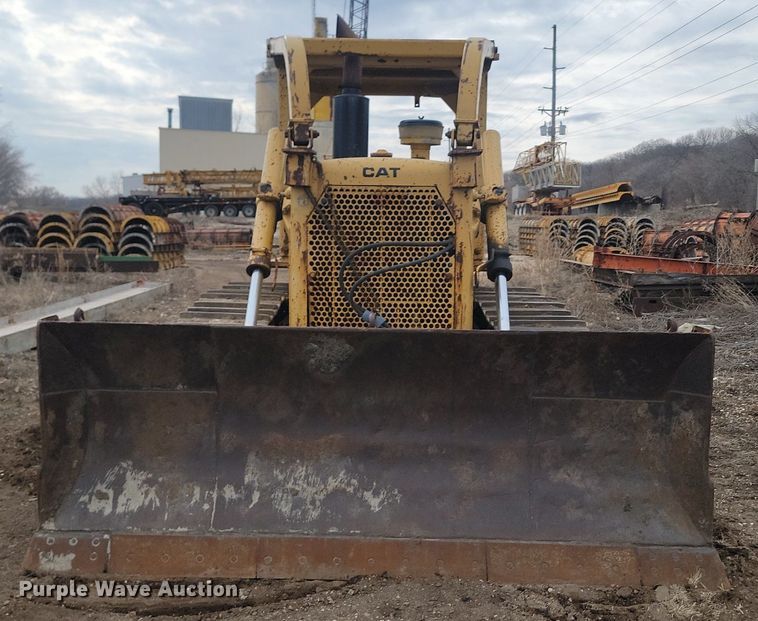 image for item LA9761 1973 Caterpillar  D6C dozer