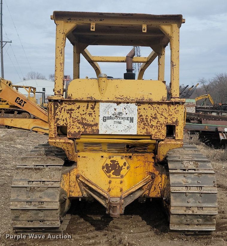 image for item LA9761 1973 Caterpillar  D6C dozer